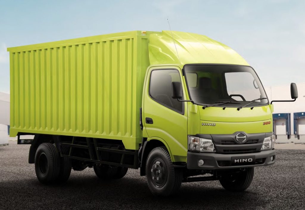 Hino-Dutro-Cargo-Series-1.1-scaled-hinosurabaya.id
